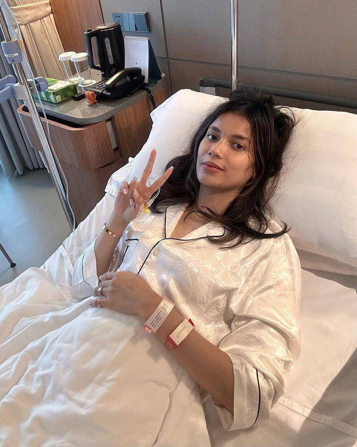 potret Sabrina Chairunnisa saat dirawat di RS (instagram.com/sabrinachairunnisa_)