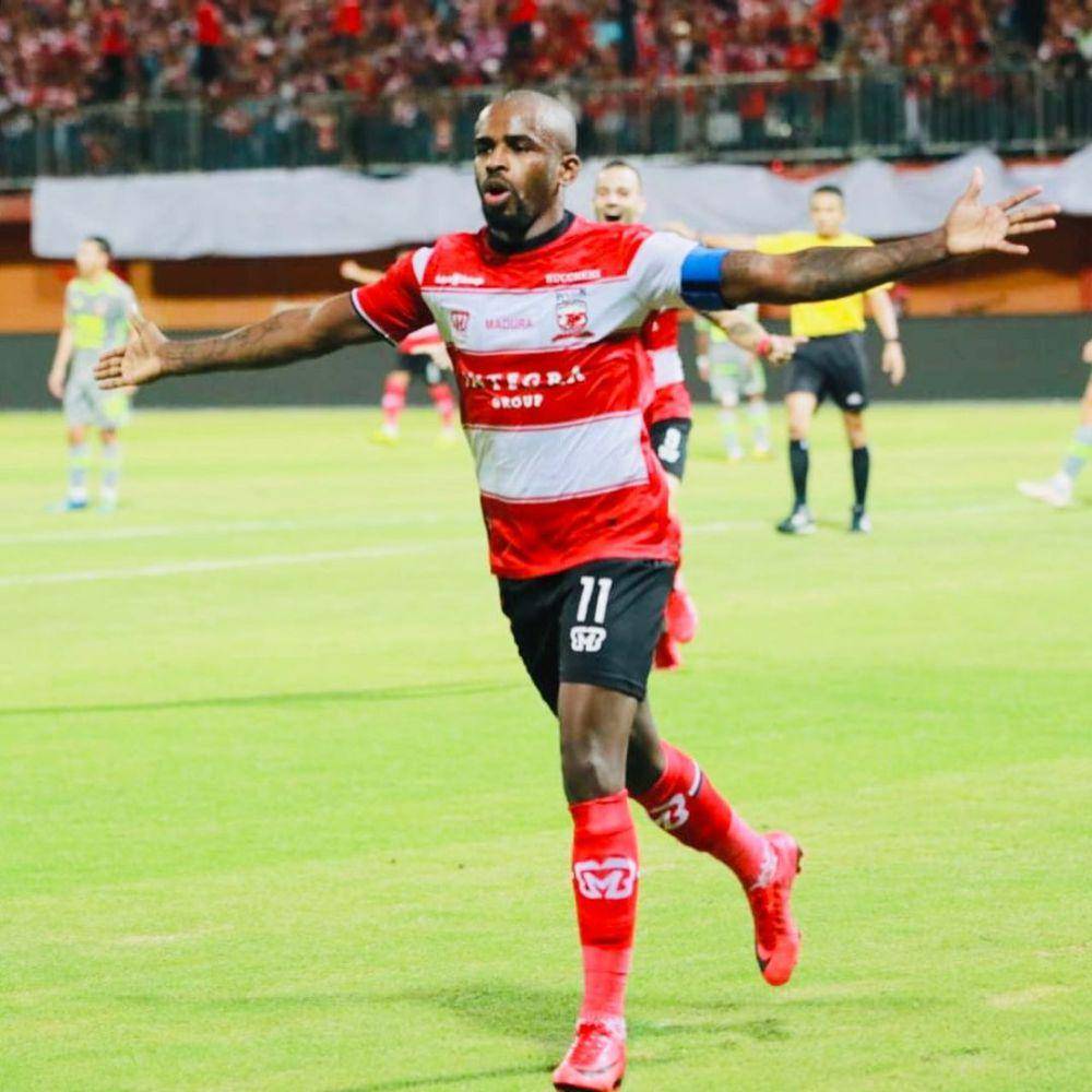 Pemain naturalisasi Indonesia, Greg Nwokolo. (Instagram/@greg11n)