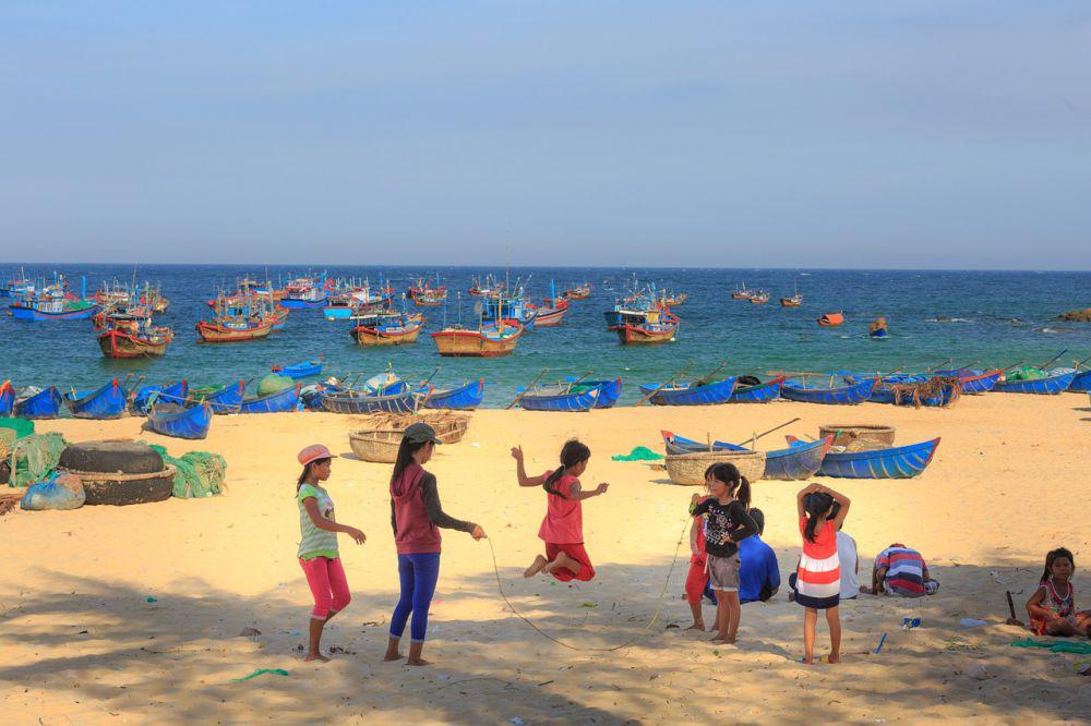 Ide Lomba 17 Agustus Permainan Tradisional Lampung