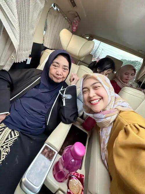 kondisi ibu Ria Ricis (instagram.com/riaricis1795)