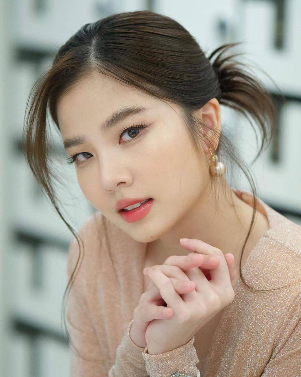 Fon Sananthachat (instagram.com/sananthachat)