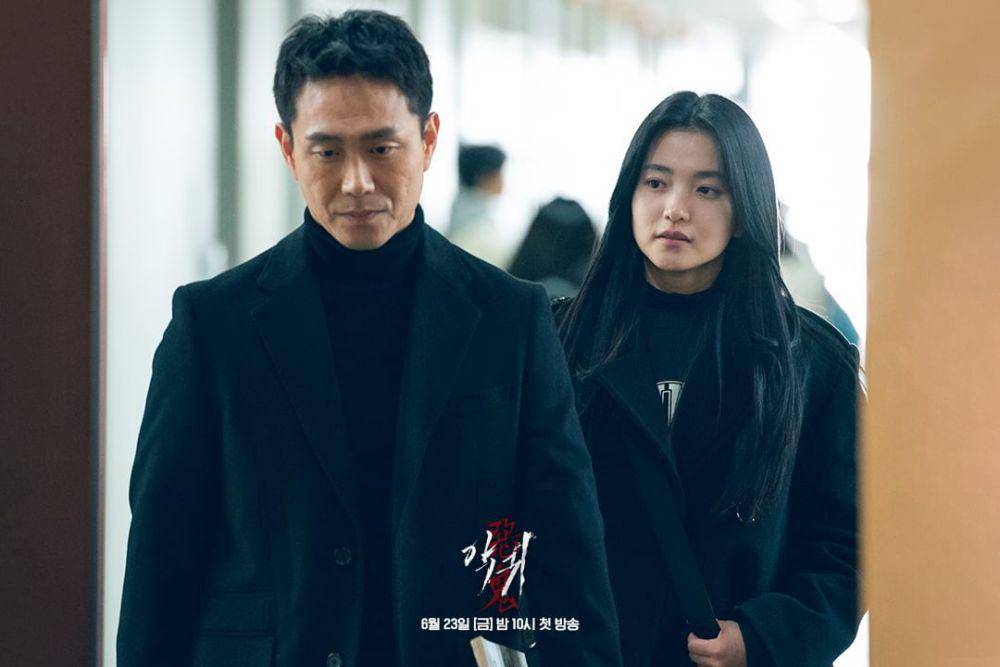 Kim Tae Ri dan Oh Jung Se di Revenant (instagram.com/sbsdrama.official)