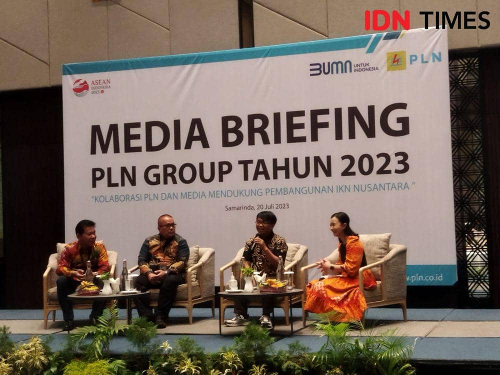 Media briefing PLN Kaltimra di Samarinda Kalimantan Timur, Kamis (20/7/2023). (IDN Times/Sri.Wibisono)