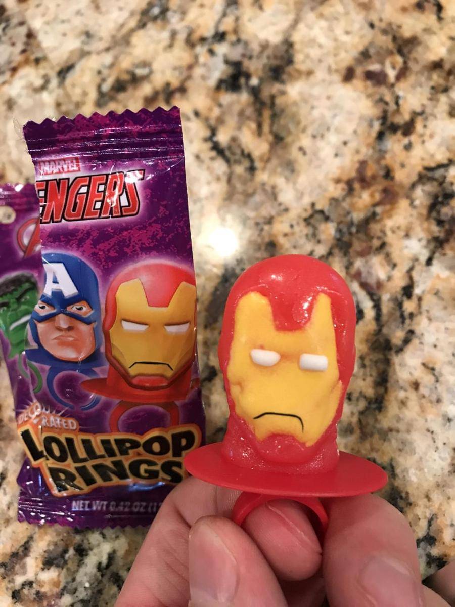 potret benda bertema Marvel gak sesuai ekspektasi (reddit.com/user/30footfall)