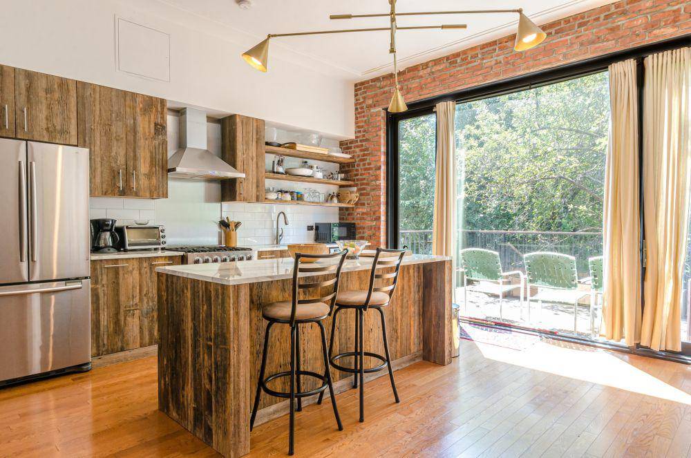 Ilustrasi desain dapur bergaya rustic (unsplash.com/Chastity Cortijo)