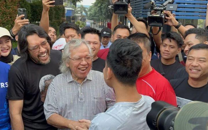 Momen Lucu 3 Senior PDIP Ledek Gibran Ingin Punya Marga Batak