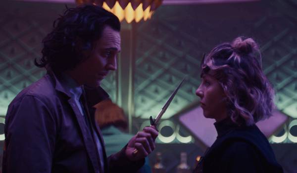 Loki menjelaskan makna cinta kepada Sylvie (dok. Marvel Studios/Loki)