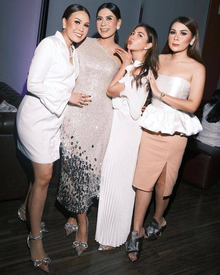 adu gaya Jessica Mila vs. Natalia Hasibuan (instagram.com/jscmila | instagram.com/nataliahasibuan)