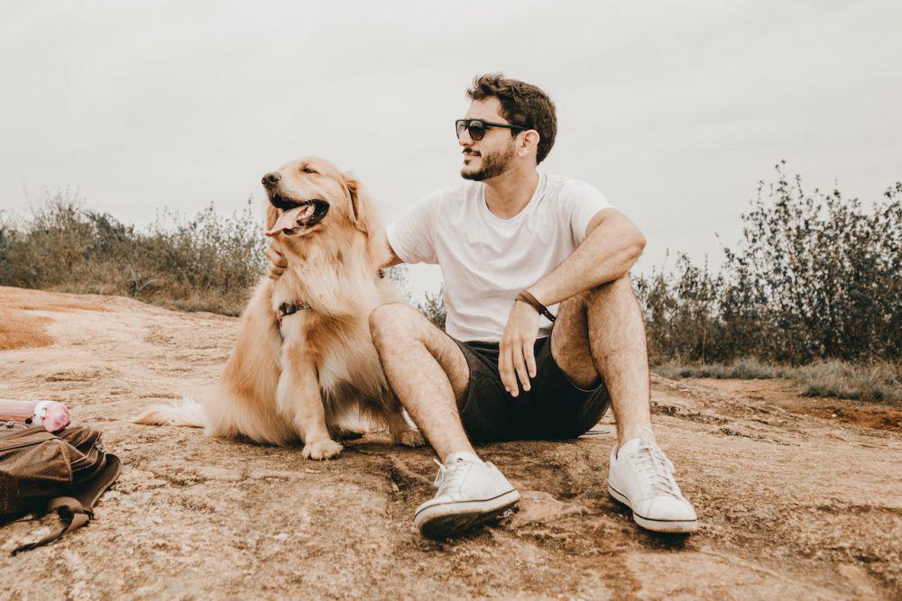5 Zodiak Pilih Adopsi Hewan dari Animal Shelter, Panutan Abis!