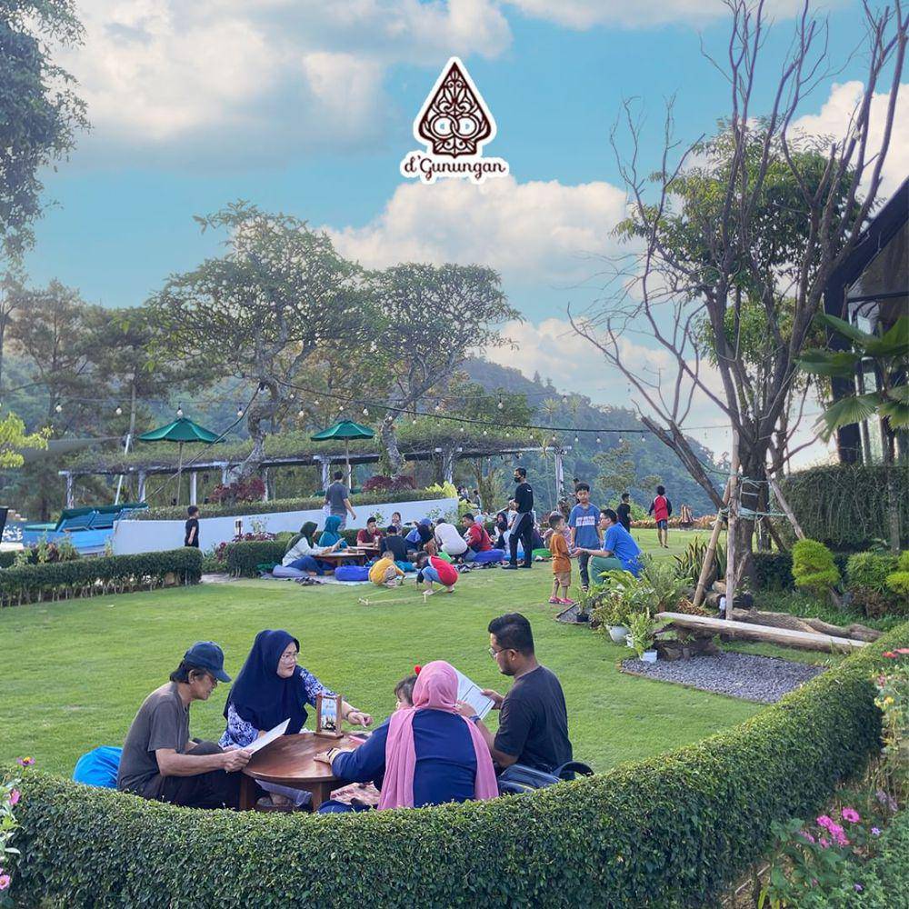 Piknik asyik di D’gunungan. Instagram/dgunungan