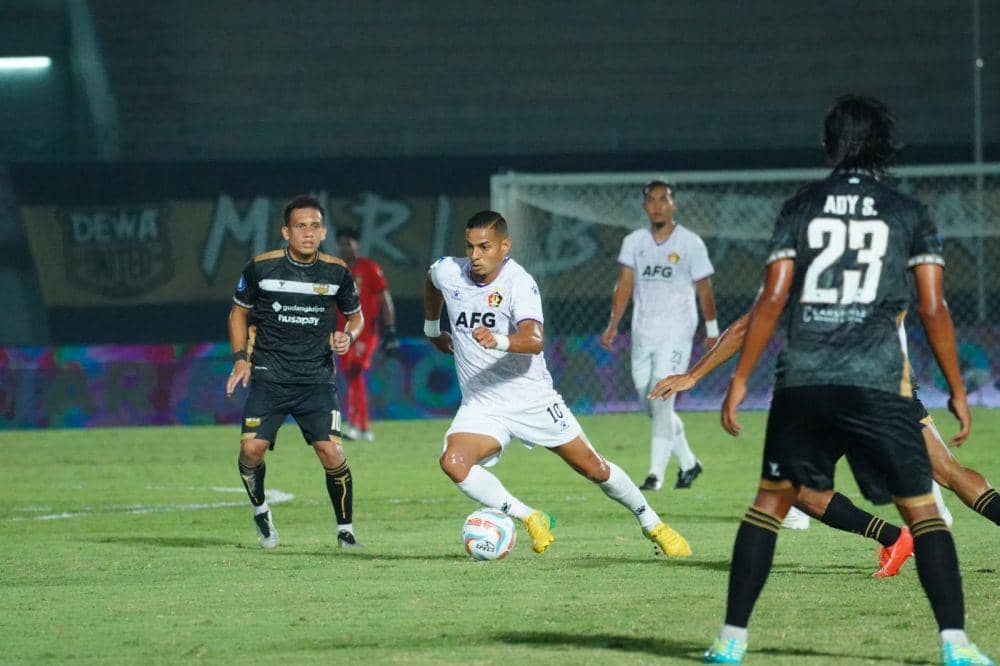 Pemain Persik Kediri saat melawan Dewa United. IDN Times/ istimewa