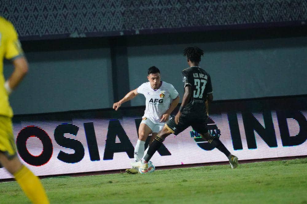 Persik Takluk di Kandang Dewa United, Pelatih Soroti Lini Belakang