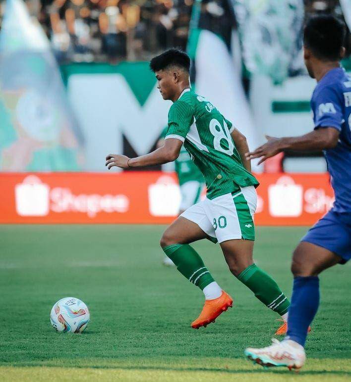 Penyerang muda PSS Sleman, Hokky Caraka bermain saat Laskar Sembada melawan PSIS Semarang (Instagram/pssleman)
