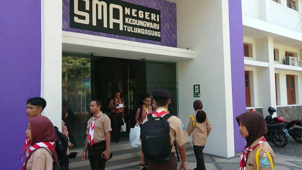 Aktivitas siswa SMKN 1 Kedungwaru. IDN Times/ Bramanta Pamungkas