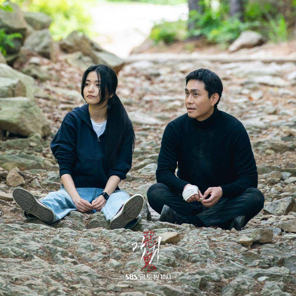 cast drama Revenant di balik layar (instagram.com/sbsdrama.official)