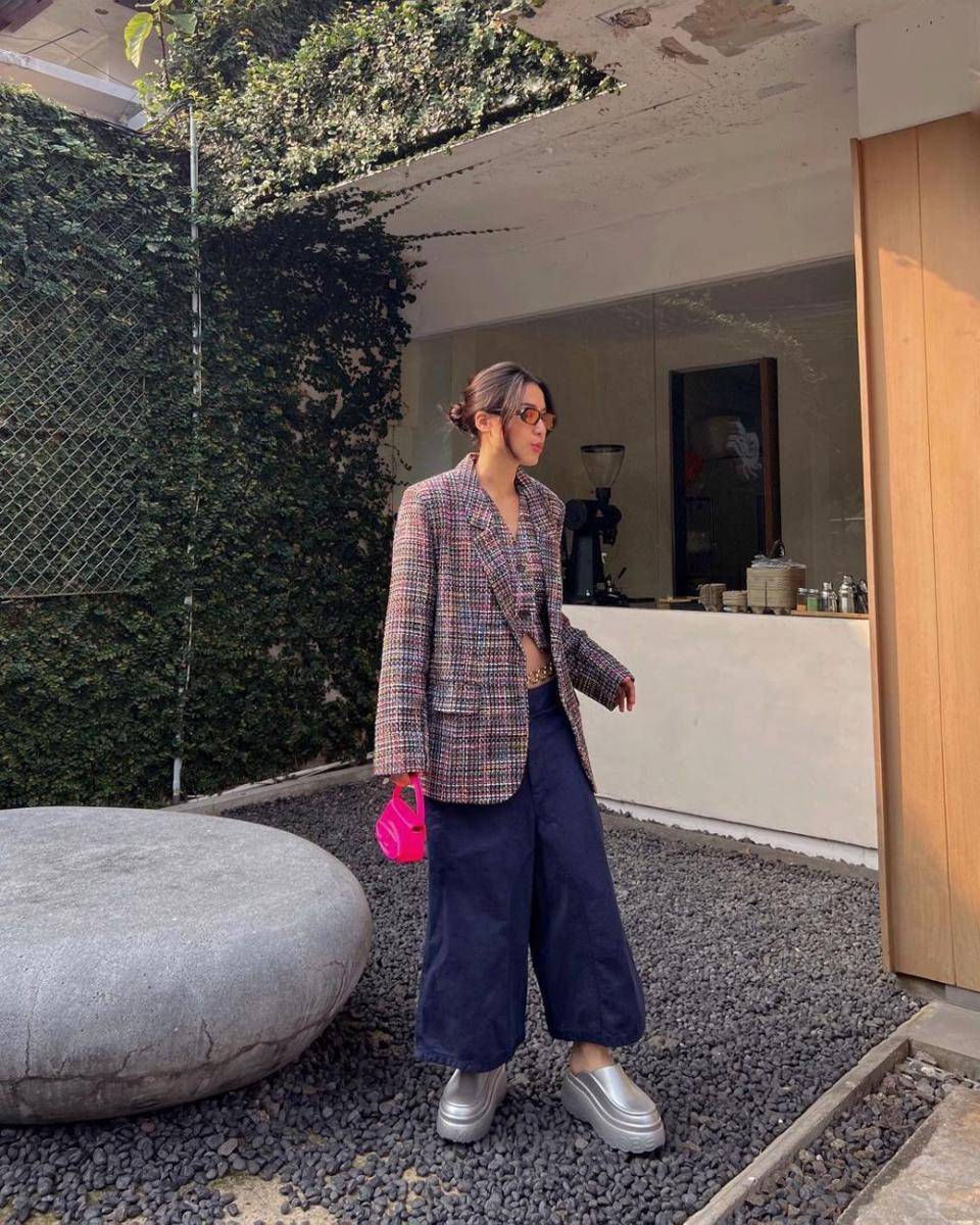 Padu padan hand bag ala Cissylia Stefani (instagram.com/cissylia)