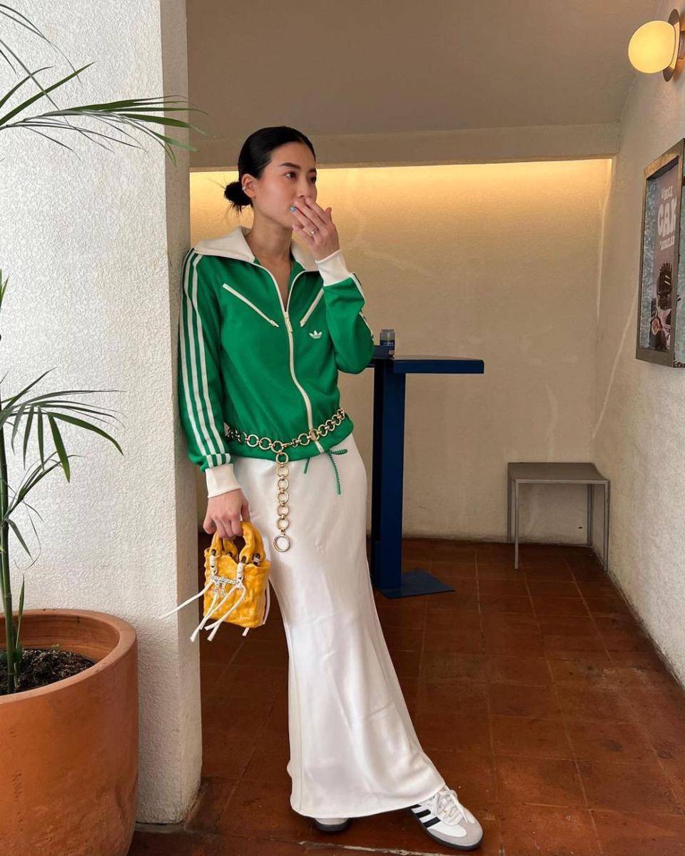 Padu padan hand bag ala Cissylia Stefani (instagram.com/cissylia)