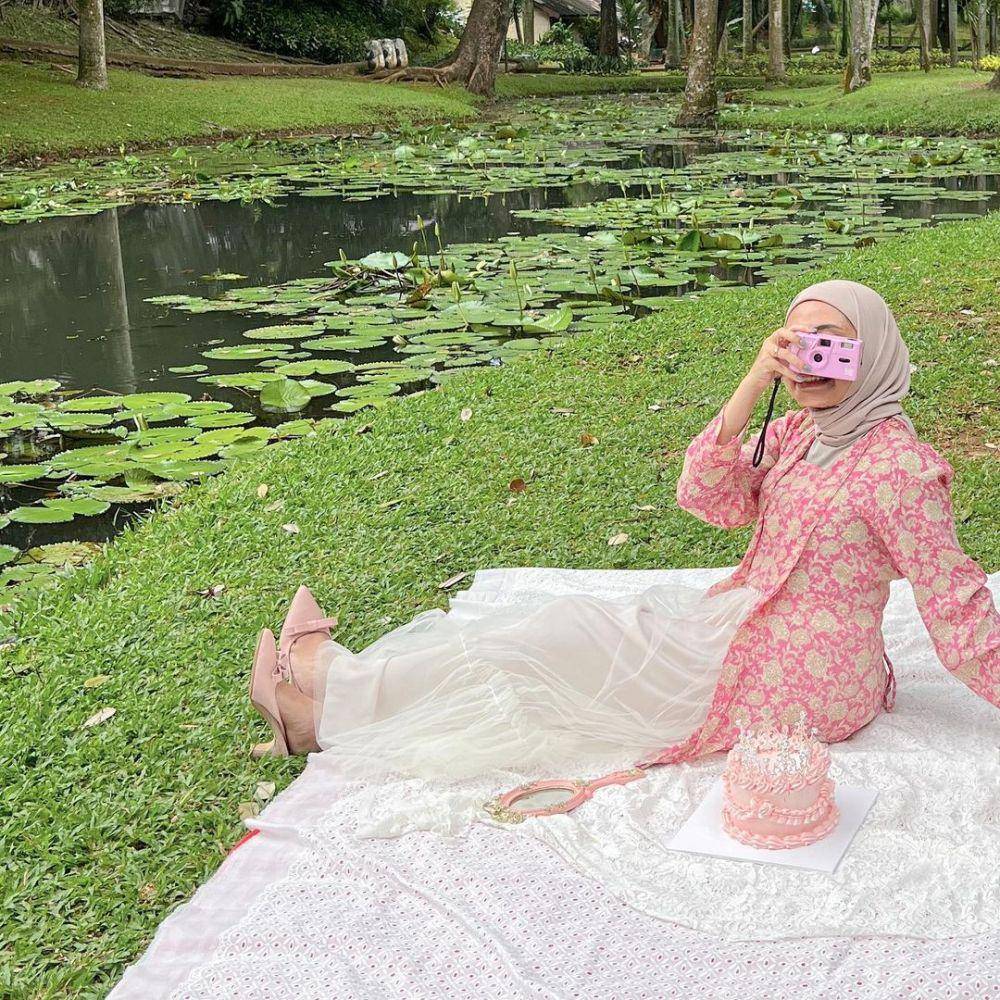 padu padan kebaya untuk daily outfit (instagram.com/nadhilady)
