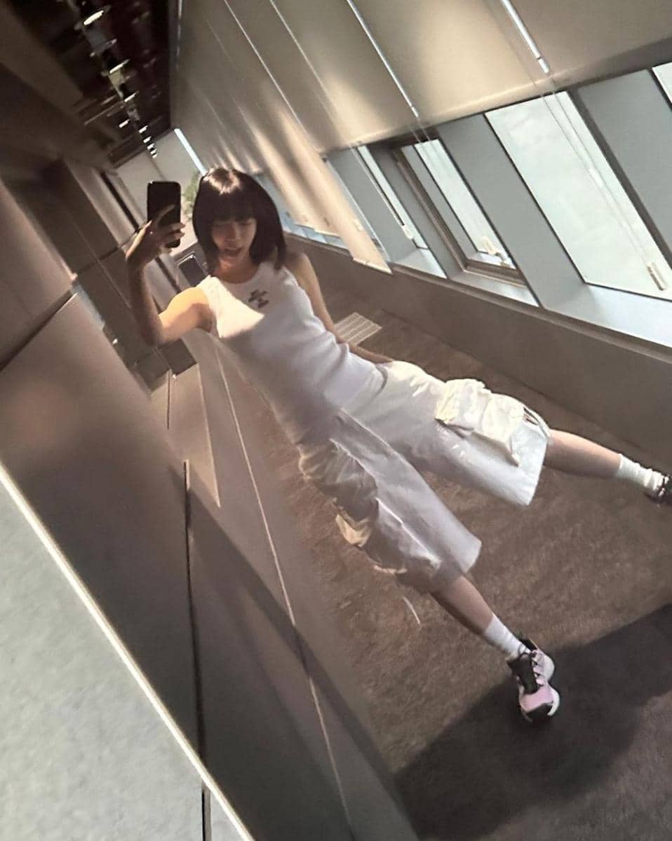 potret Chaewon LE SSERAFIM (instagram.com/_chaechae_1)