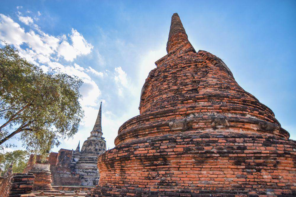 Ayutthaya Historical Park (pixabay.com/BondSupanat)
