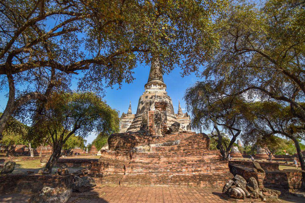 Ayutthaya Historical Park (pixabay.com/BondSupanat)