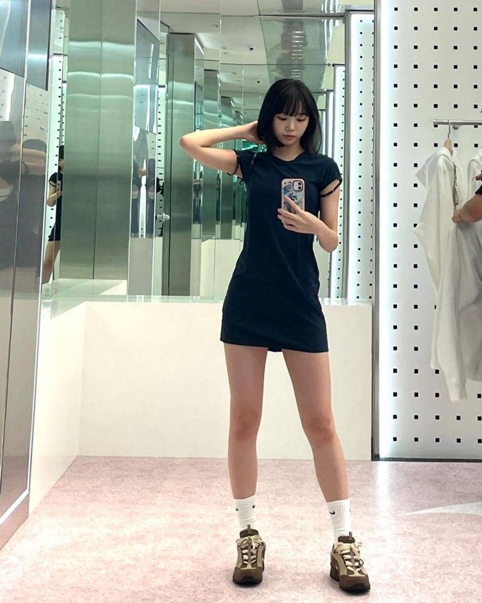 potret Chaewon LE SSERAFIM (instagram.com/_chaechae_1)