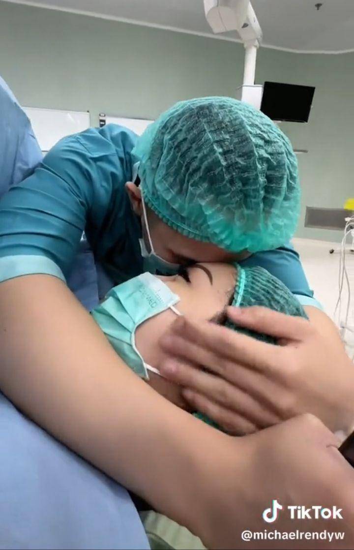 Istri Michael Rendy Melahirkan (Tiktok.com/michaelrendyw)
