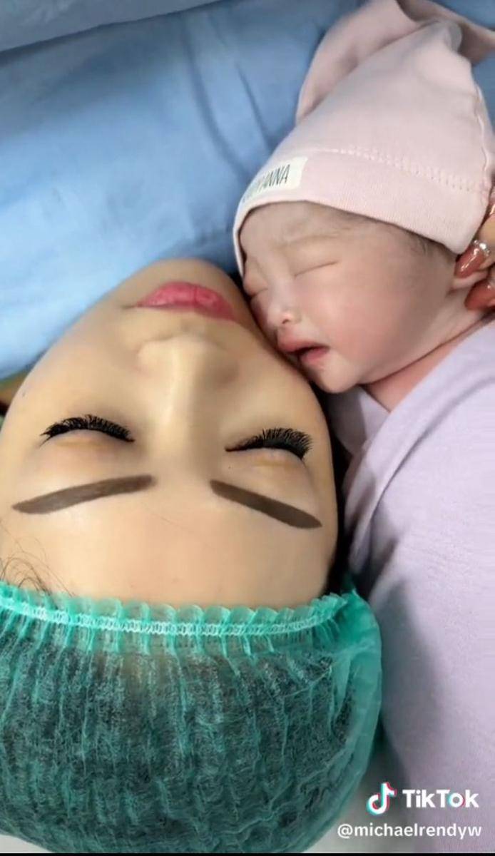 Istri Michael Rendy Melahirkan (Tiktok.com/michaelrendyw)