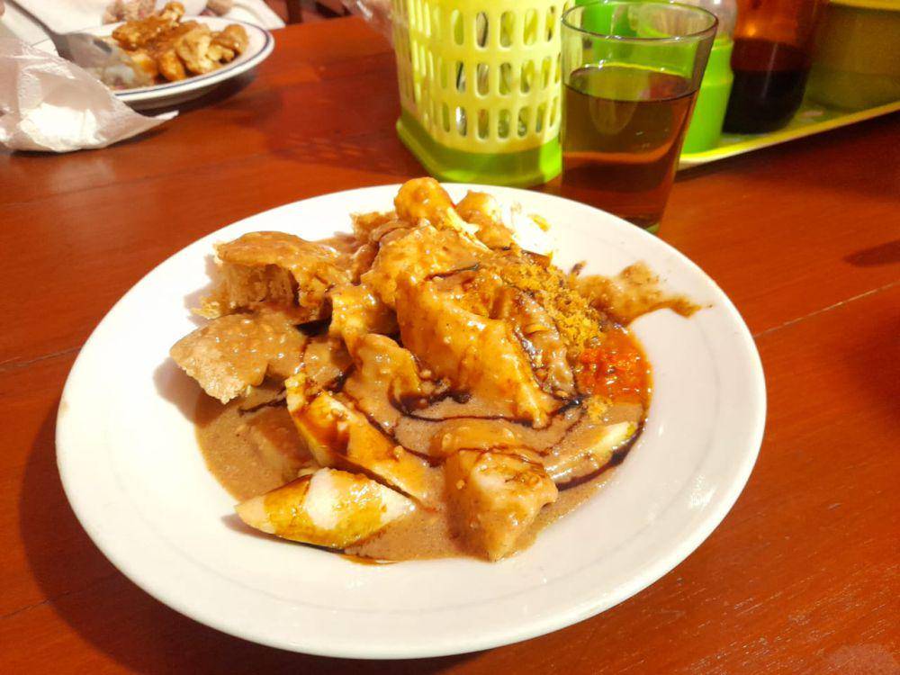 Kupat Tahu Kabita, Kota Tasikmalaya (dok. pribadi/Agithyra Nidiapraja)