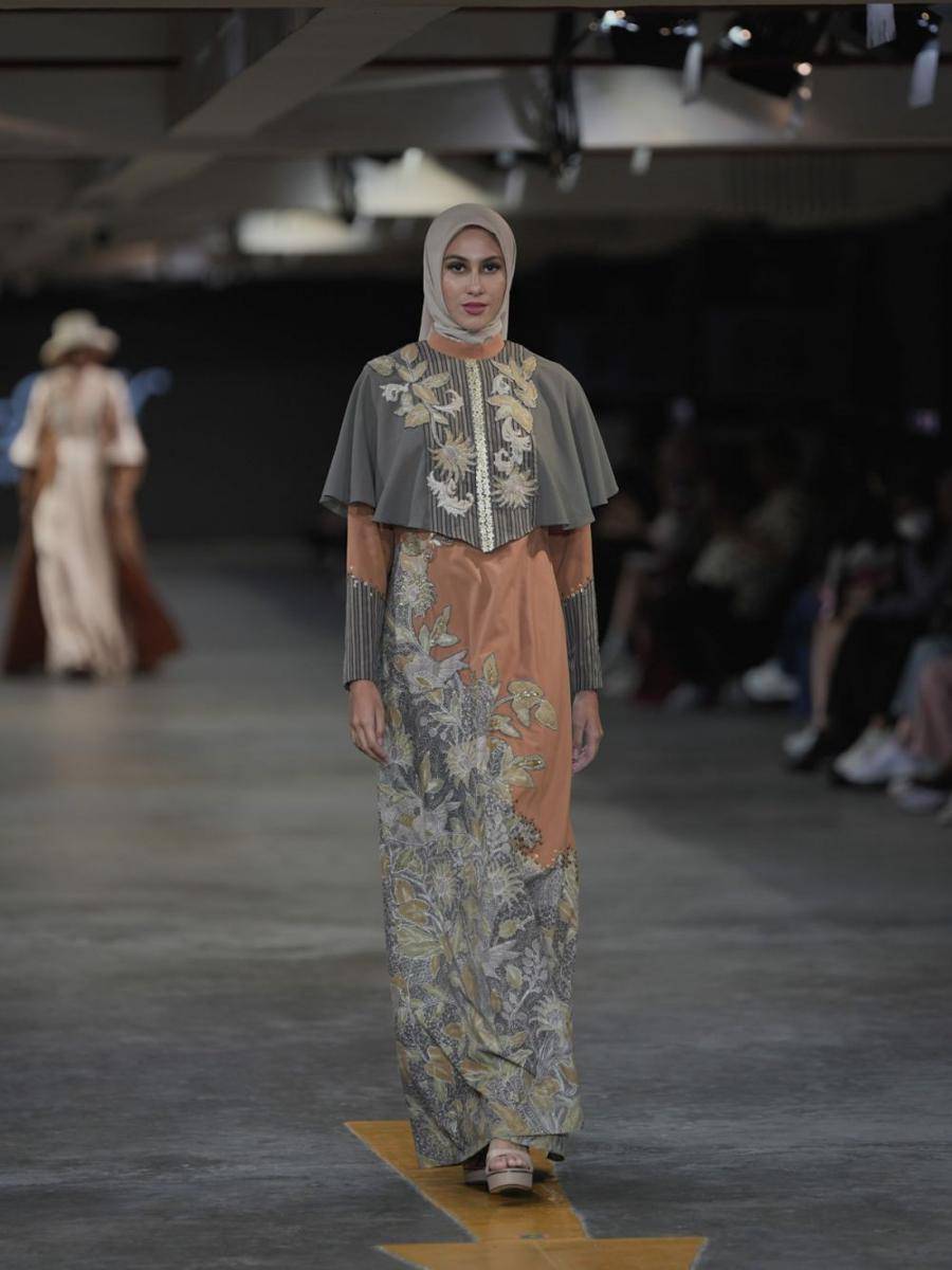 Koleksi batik Probolinggo dari Lia Afif di JF3 Fashion Festival 2023. 22 Juli 2023. (dok. Lia Afif)