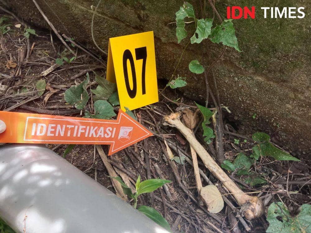 Warga Bener Meriah temukan tulang belulang manusia di parit. (Dokumentasi Polres Bener Meriah untuk IDN Times)