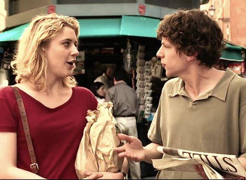 potret Greta Gerwig di film To Rome with Love (imdb.com/gretagerwig)