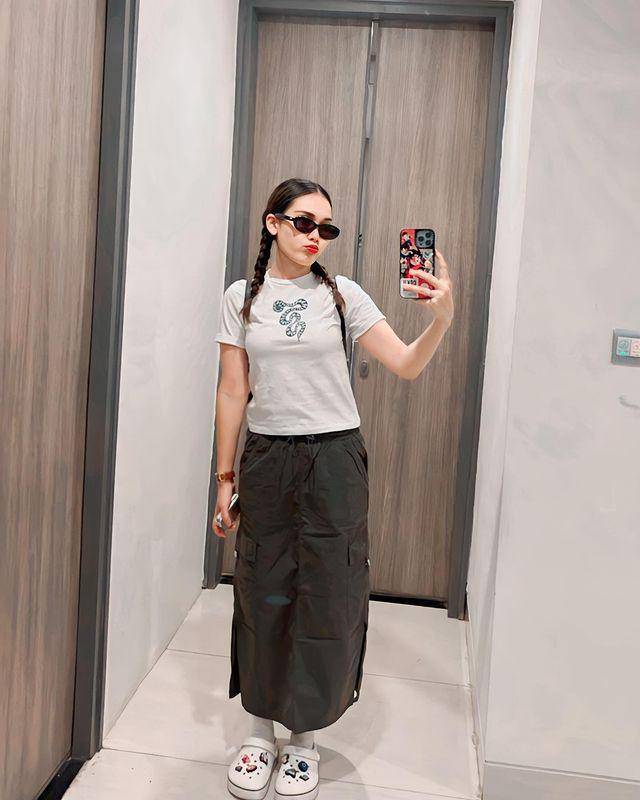 potret Ayu Ting Ting pakai kacamata (instagram.com/ayutingting92)