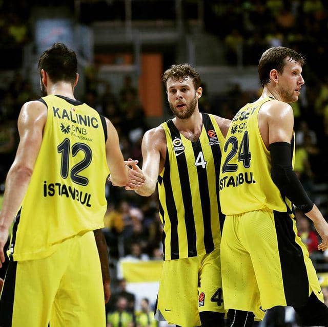 Nicolo Melli saat berseragam Fenerbahce. (instagram.com/nikmelli)