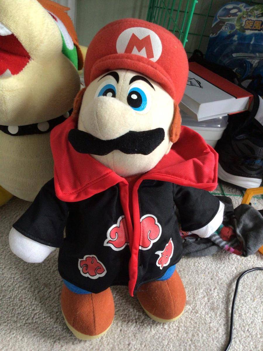 potret benda Super Mario Bros. desain nyeleneh (reddit.com/user/Beautiful_Fishing569)