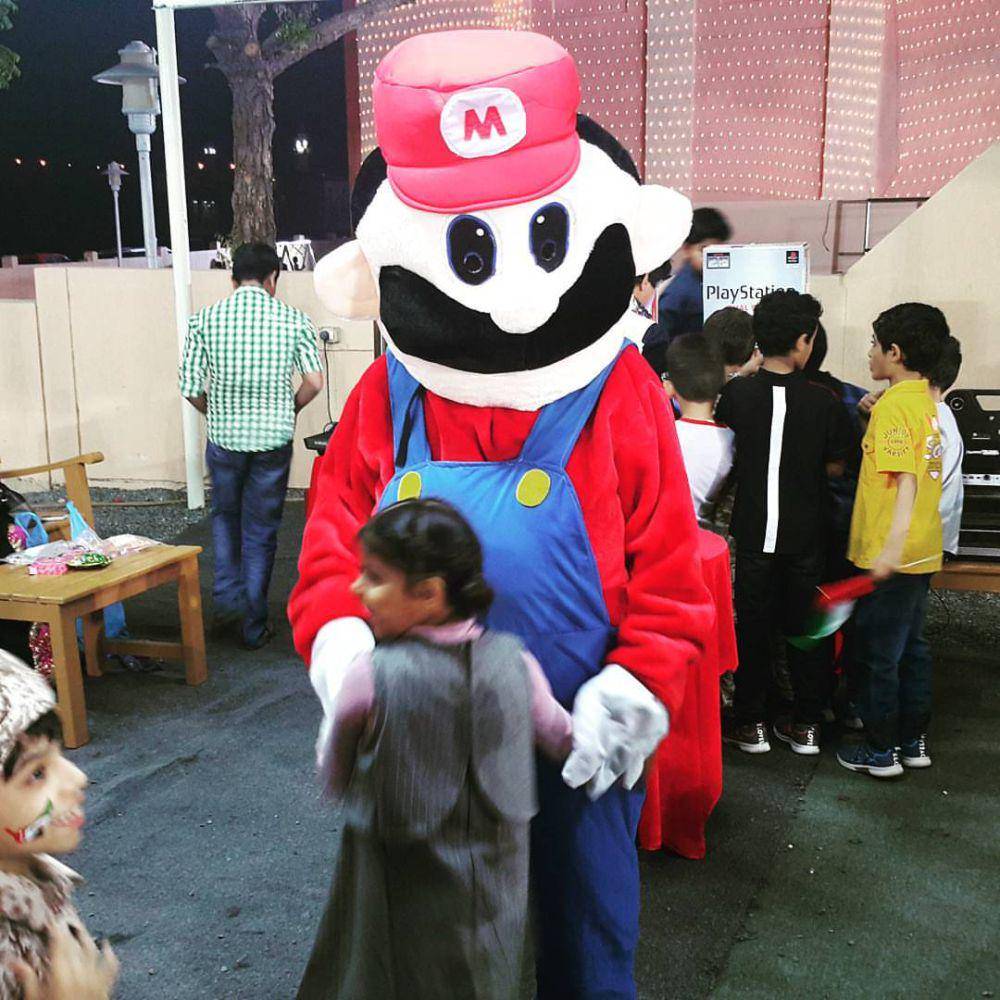 potret benda Super Mario Bros. desain nyeleneh (reddit.com/user/Rondooooo)