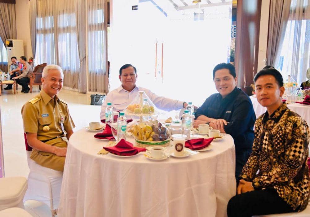 Gibran Temui Prabowo Sebelum Satu Meja Dengan Ganjar dan Erick