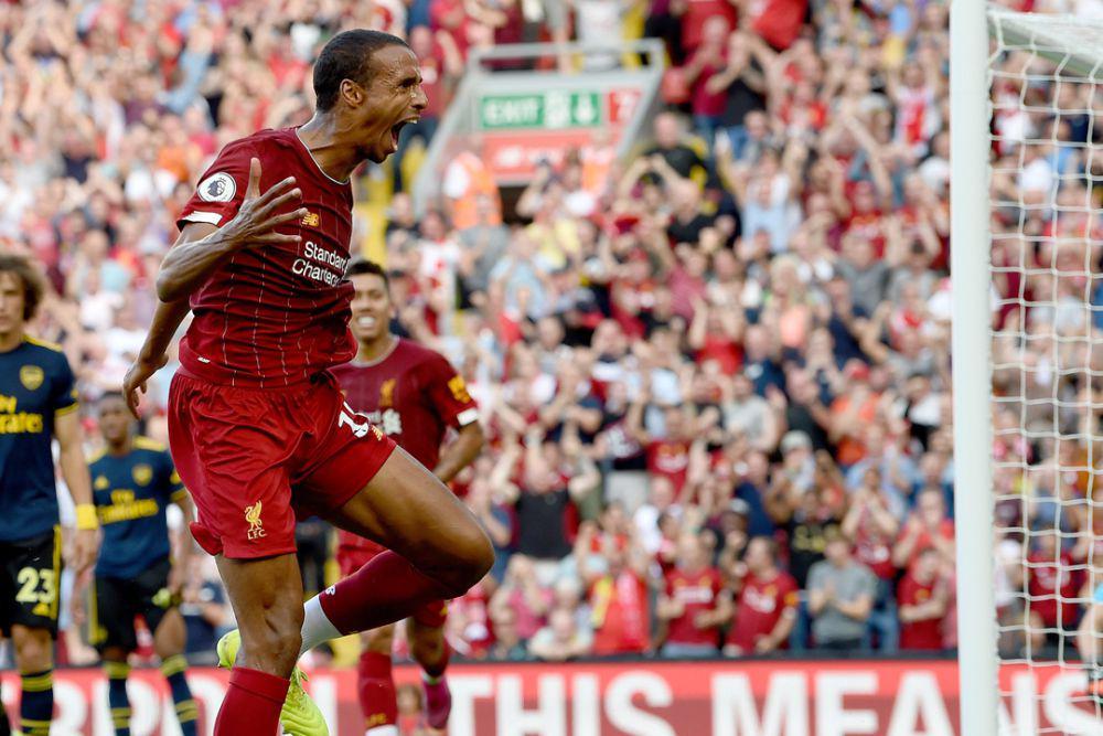 Joel Matip menjadi salah satu pemain tak tergantikan di skuad Liverpool. (twitter.com/LFC)