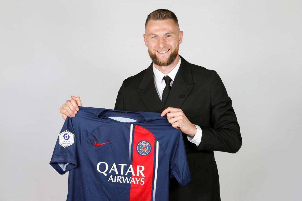 Milan Skriniar resmi diperkenalkan sebagai pemain baru PSG (psg.fr)