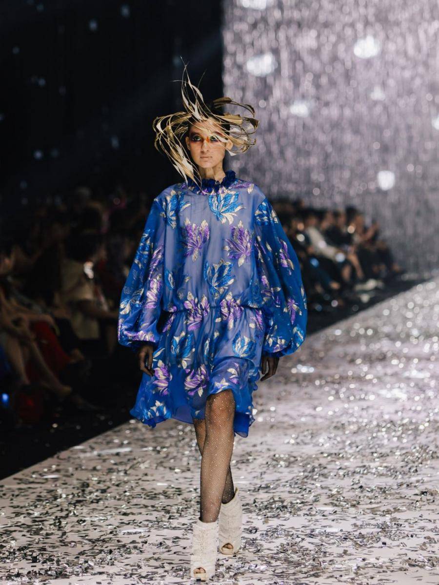 Koleksi Parisian Style Berkonsep Café Society ala Didi Budiardjo dalam gelaran Mulia in Fashion 2023. 19 Juli 2023. (dok. Didi Budiardjo)