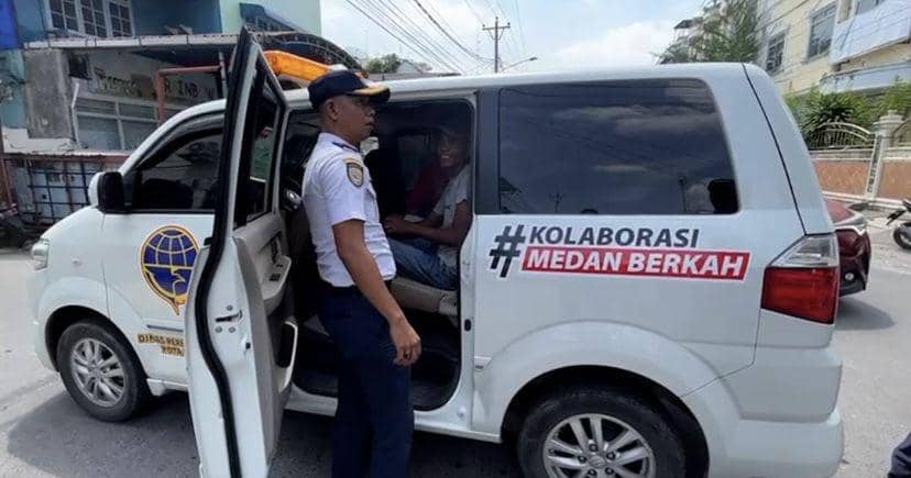 Dinas Perhubungan Kota Medan melakukan penertiban di Sekolah Sutomo 1 Medan (Dok. Istimewa)