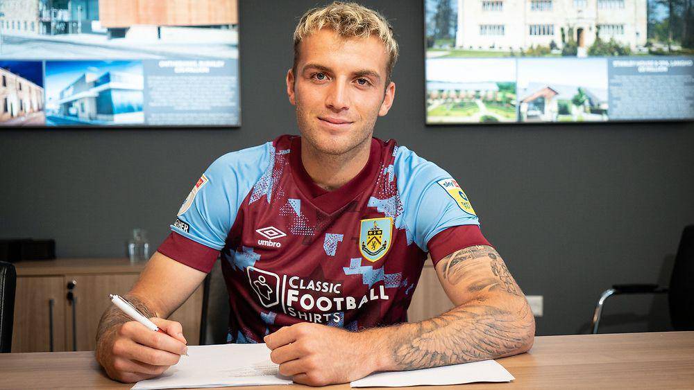 Jordan Beyer (burnleyfootballclub.com)