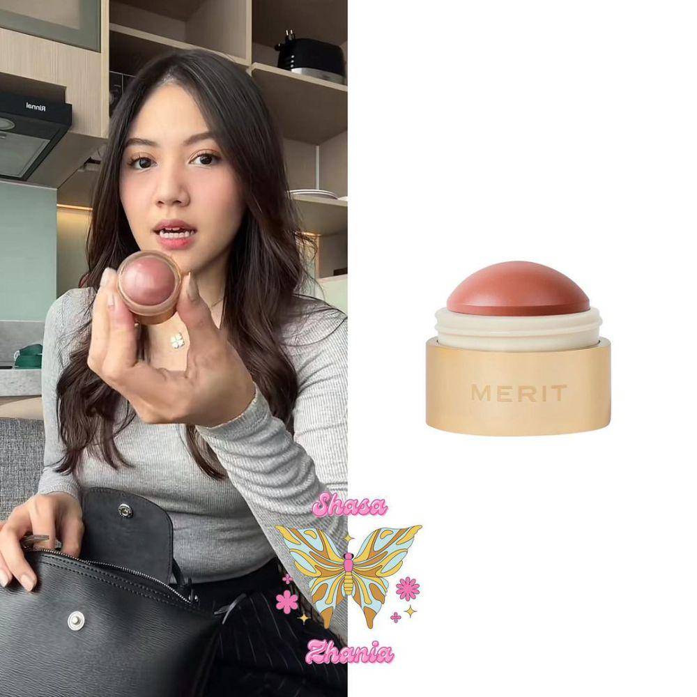 kosmetik Shasa Zhania (instagram.com/ootd.shazhaniaa)