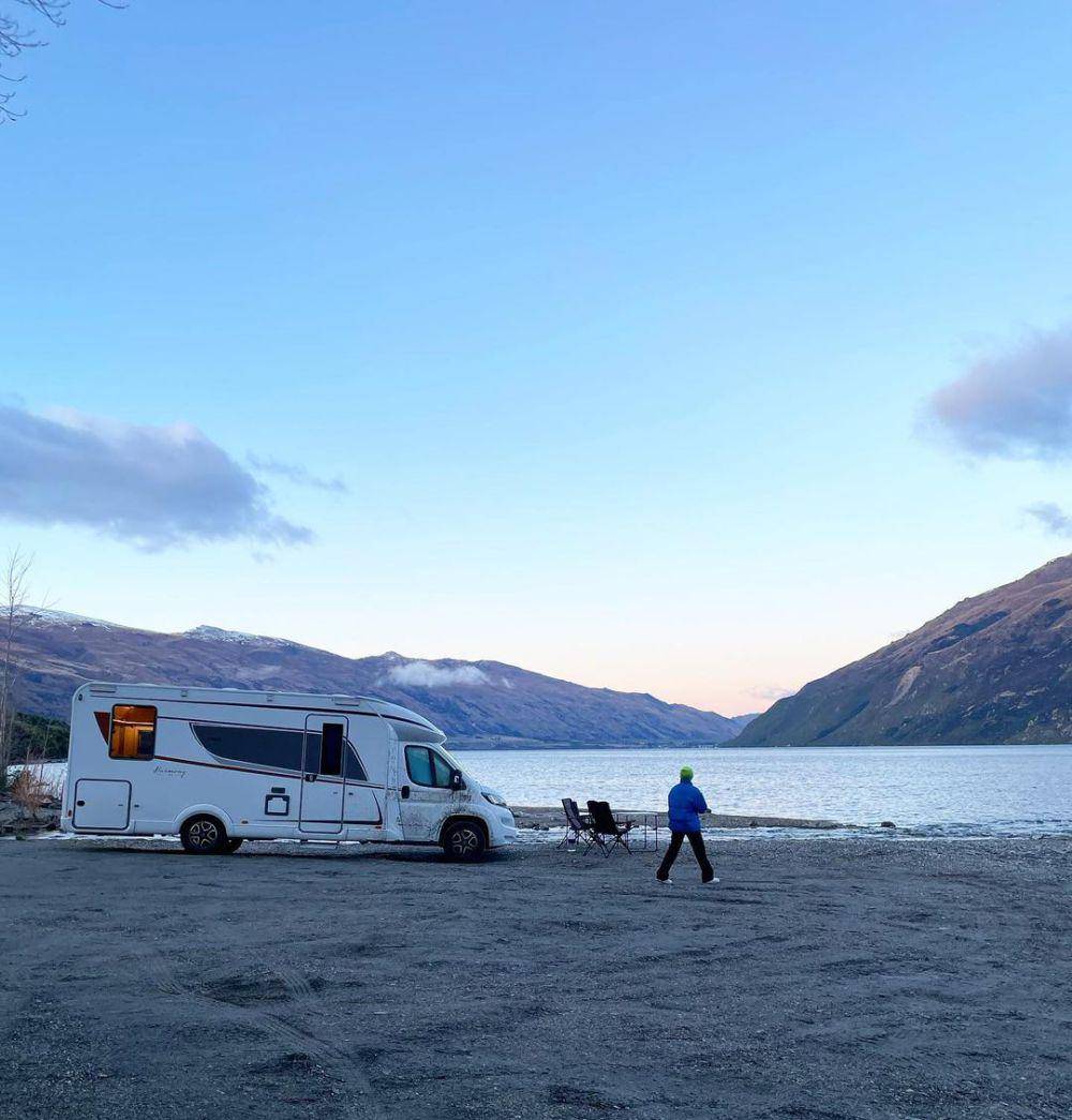 potret campervan yang digunakan keluarga Ayudia dan Ditto (instagram.com/dittopercussion)