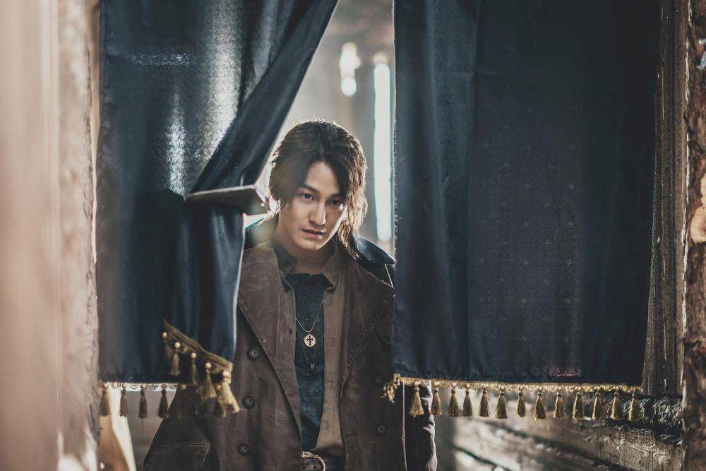 Kim Bum (Instagram.com/k.kbeom)