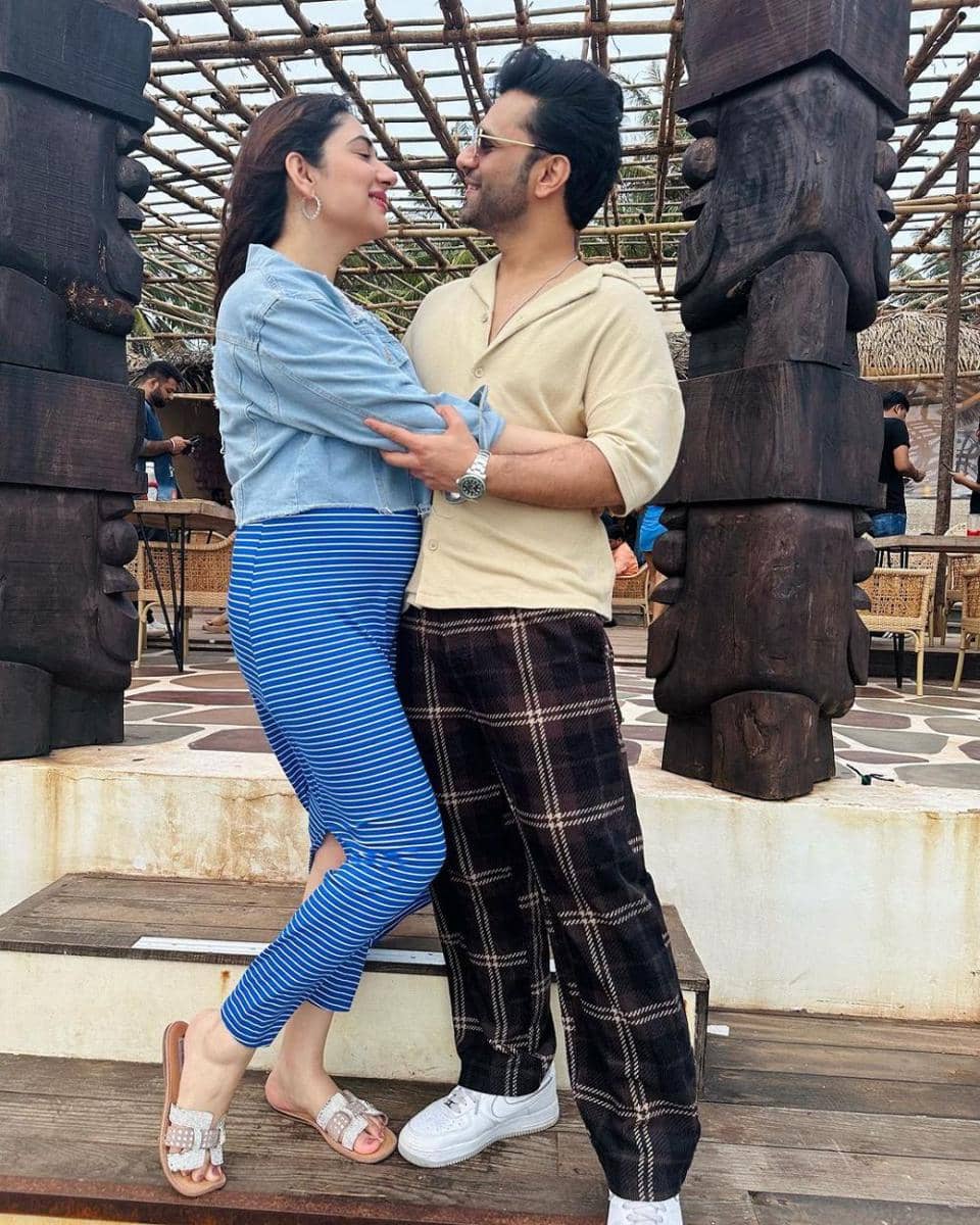 Disha Parmar dan suami (instagram.com/dishaparmar)