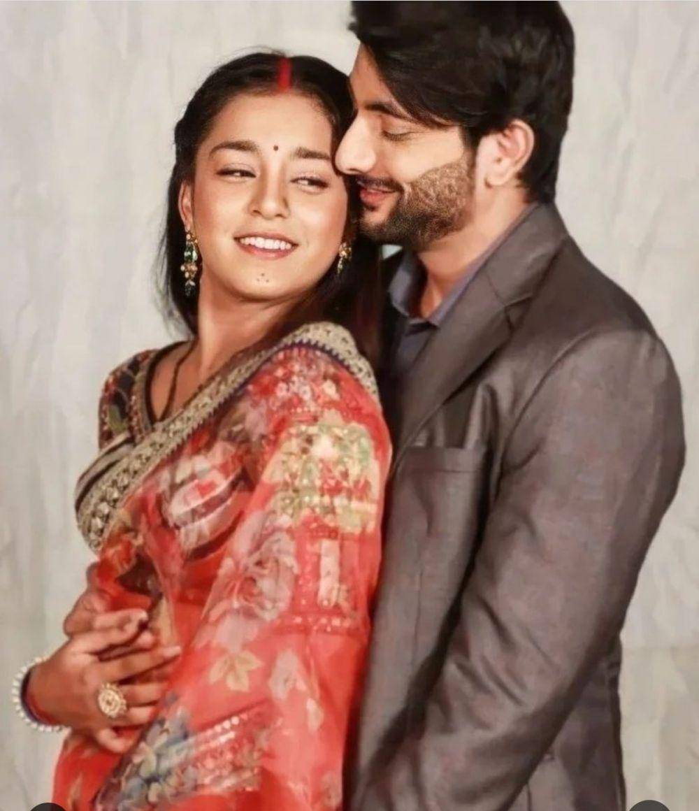 Potret Fahmaan Khan dan Sumbul Touqeer (instagram.com/fahmaan_asr_is_my_heart)