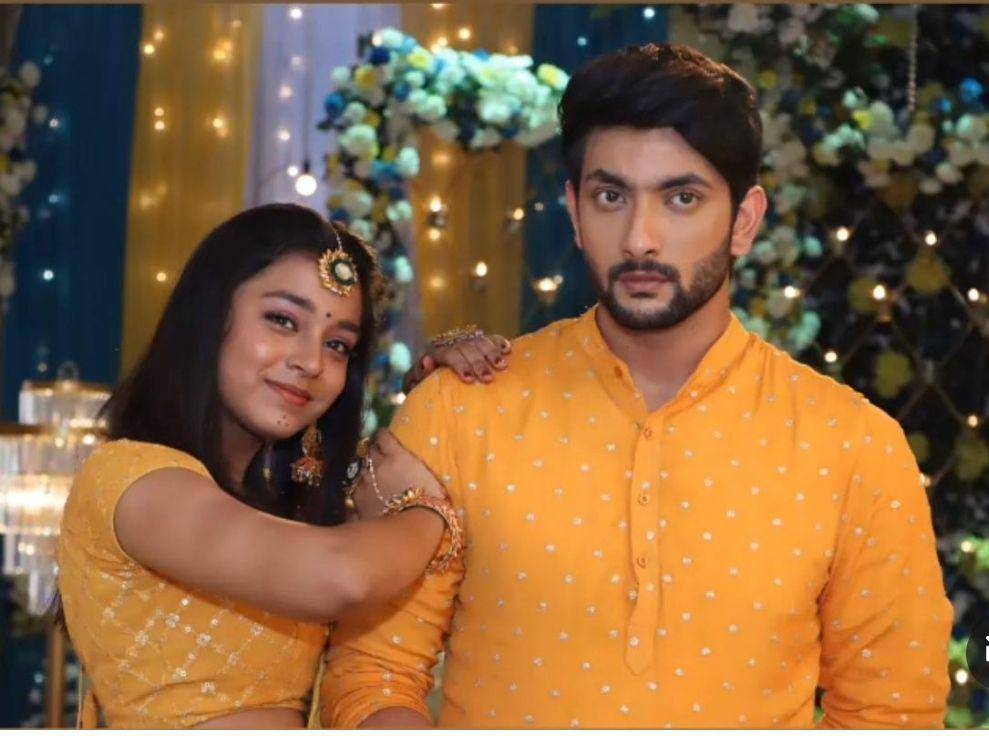 Potret Fahmaan Khan dan Sumbul Touqeer (instagram.com/fahmaanwrld)
