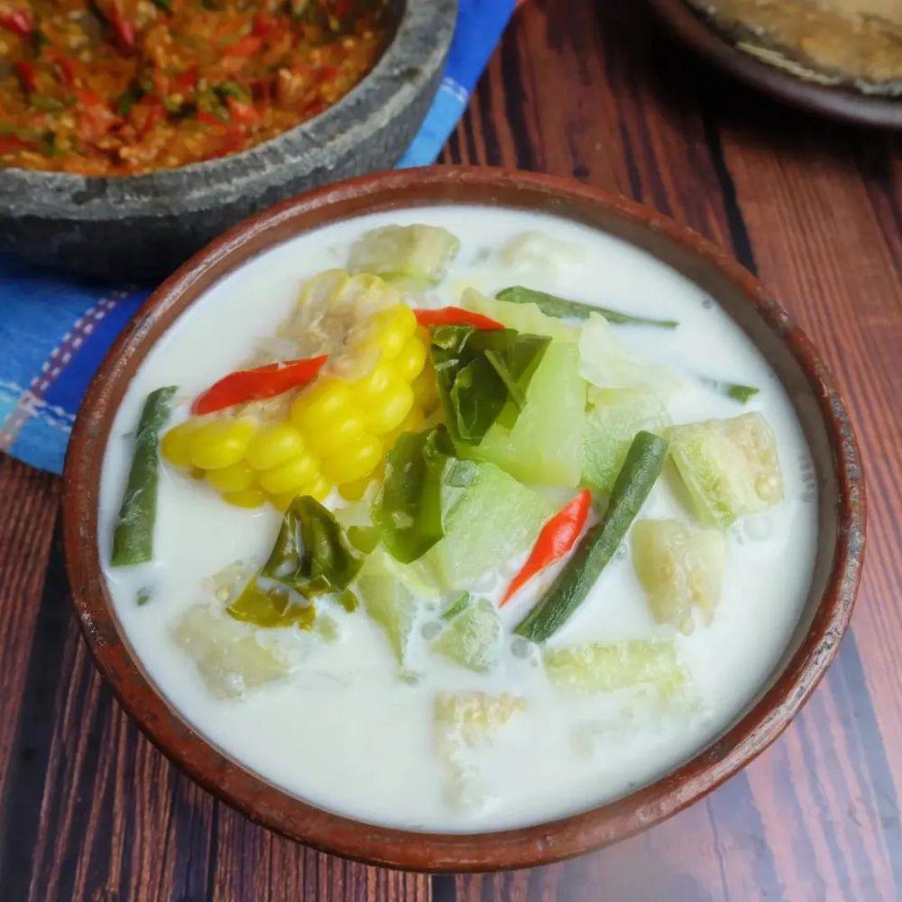 ilustrasi sayur lodeh (instagram.com/mariaulfah1357)