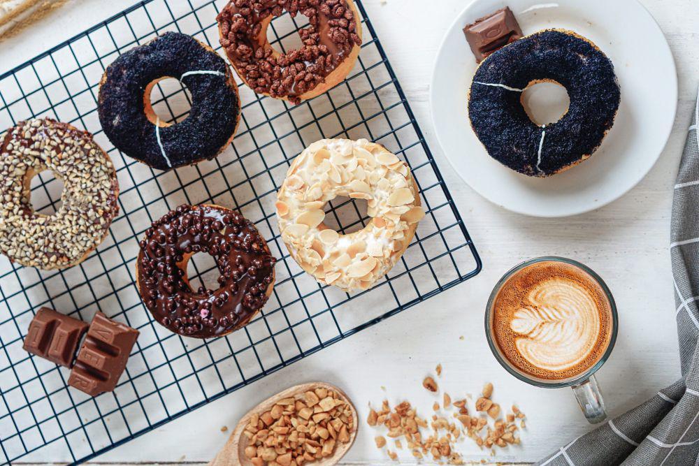 11 Topping Donat Paling Sering Diburu, Bukan Cuma Glaze